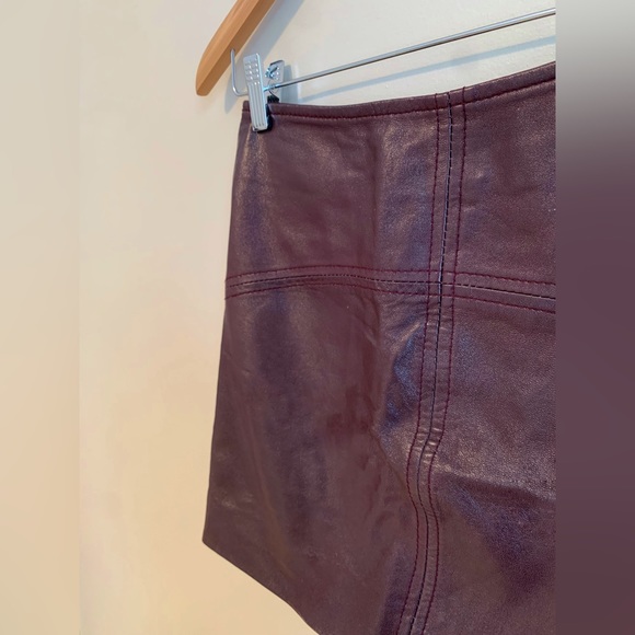 ASOS Maroon Leather Mini Skirt in Size 2 - Picture 3 of 4